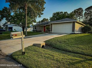 742 Damek Ter SW, Palm Bay, FL 32908