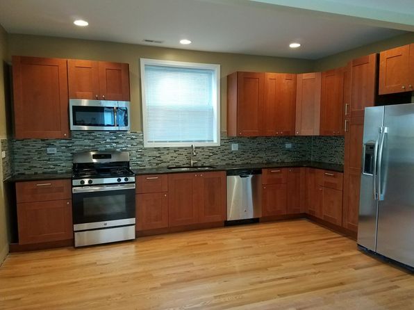 4851 N Rockwell St APT 1