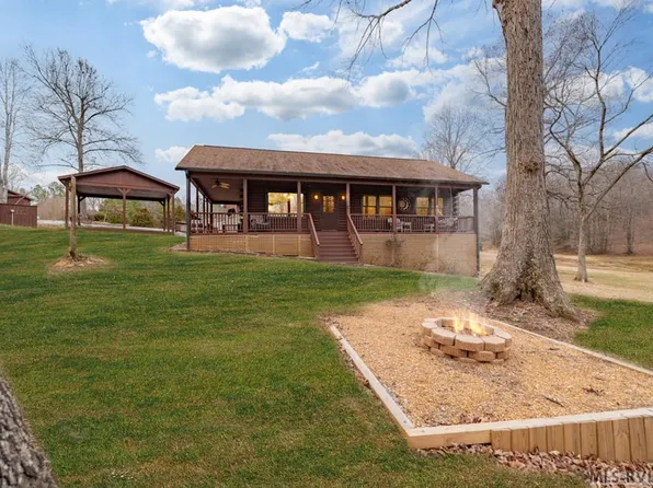 549 Marina Rd, Bracey, VA 23919