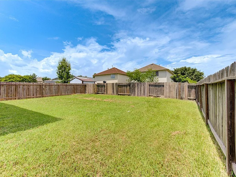 21802 Westfield Ridge Dr — Photo 32