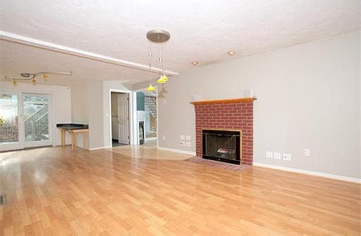 4th image of 14 McKenzie Ln