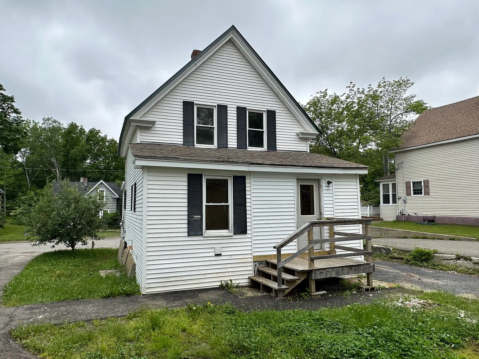 3 bed, 1.5 bath, 950 sqft, $1,200 — Photo 2