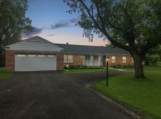 65 Thomas Pl, Lake Forest, IL 60045