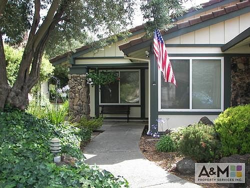 3rd image of 103 Lora Ct