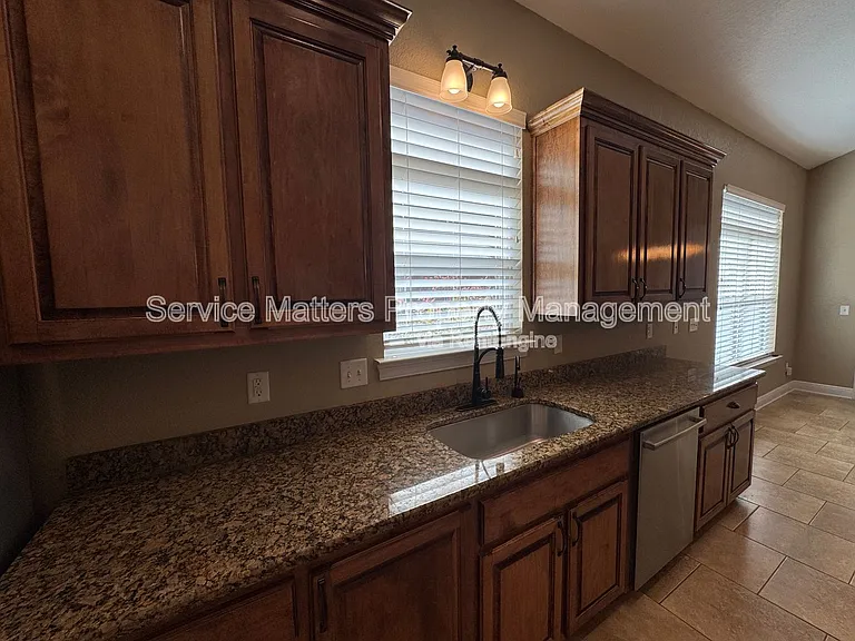 5402 New Abbey Ln — Photo 10