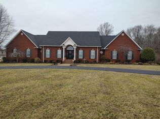139 Froedge Dr, Lafayette, TN 37083