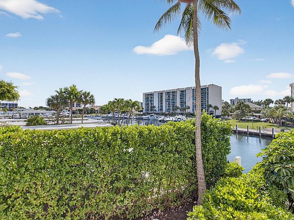 4th image of 2701 N Ocean Boulevard #E201