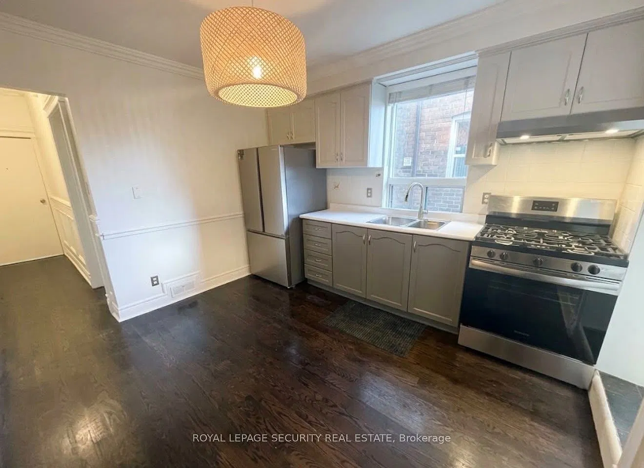 2 bed, $2,990 — Photo 4