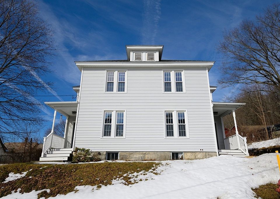1st image of 83 Williams St