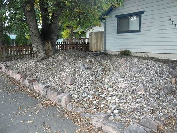 Street-side xeriscaping