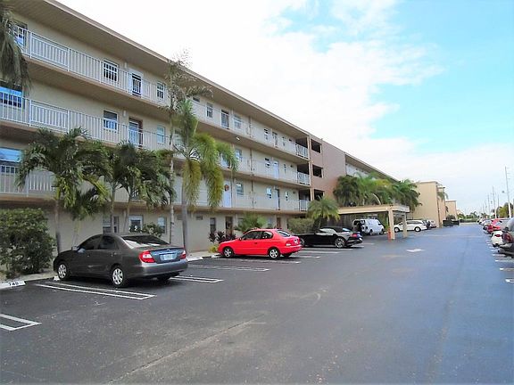 2nd image of 330 NE 26th Ave #3060