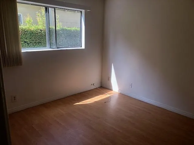 1 bed, 580 sqft, $2,100 — Photo 3