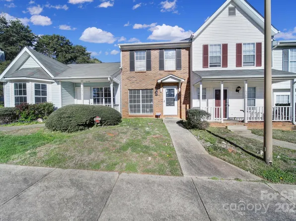 6310 Windsor Gate Ln #15, Charlotte, NC 28215