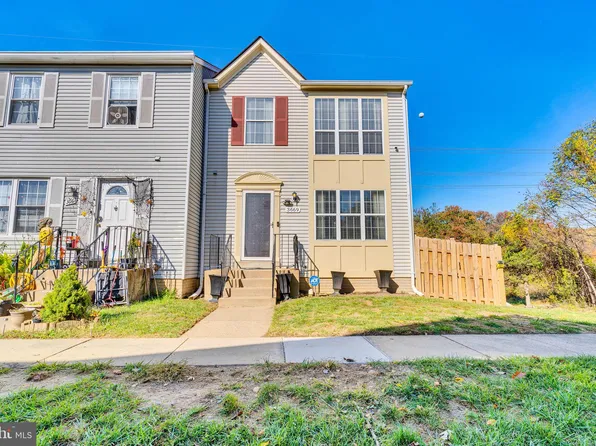 3669 Dahlgren Pl, Dumfries, VA 22026