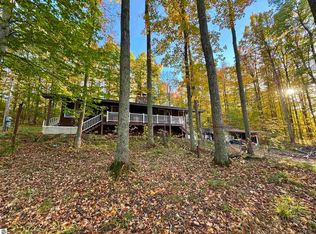 1259 S Sharon Rd SW, Fife Lake, MI 49633