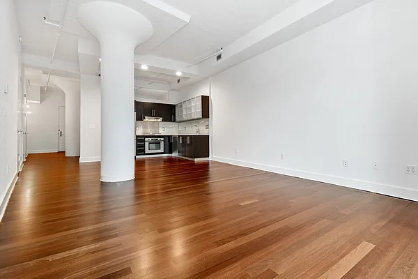 Rented by REAL New York | media 17