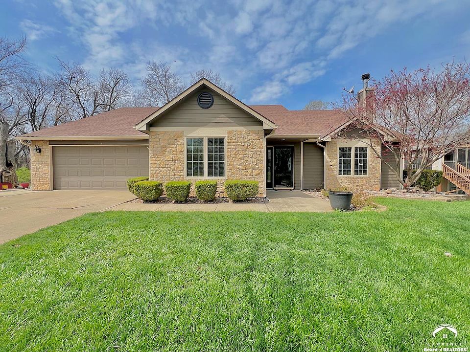 1st image of 539 Bently Dr