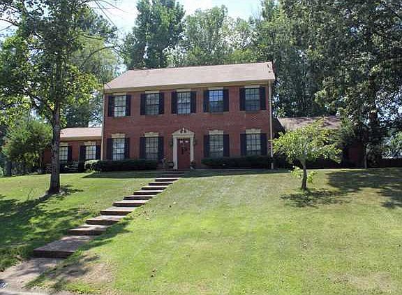 4th image of 307 Millcreek Dr