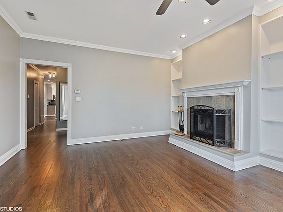 5th image of 4344 N Richmond St