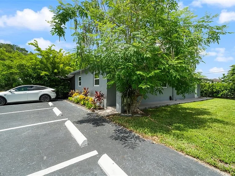 3365 Estey Ave — Photo 13