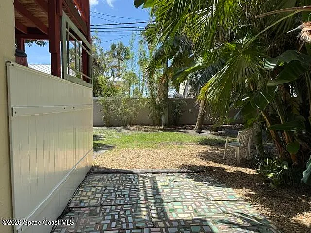 435 3rd Ave #A — Photo 23
