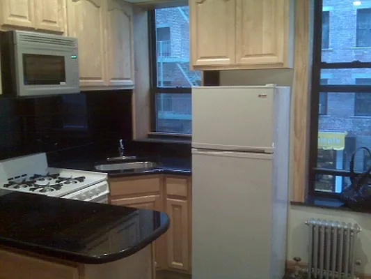 Rented by Citi Habitats | media 17