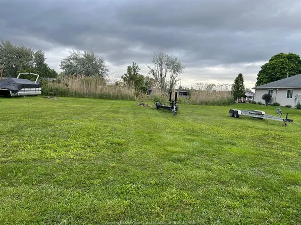580 Markham Dr, Lakeshore, ON N0P 2L0