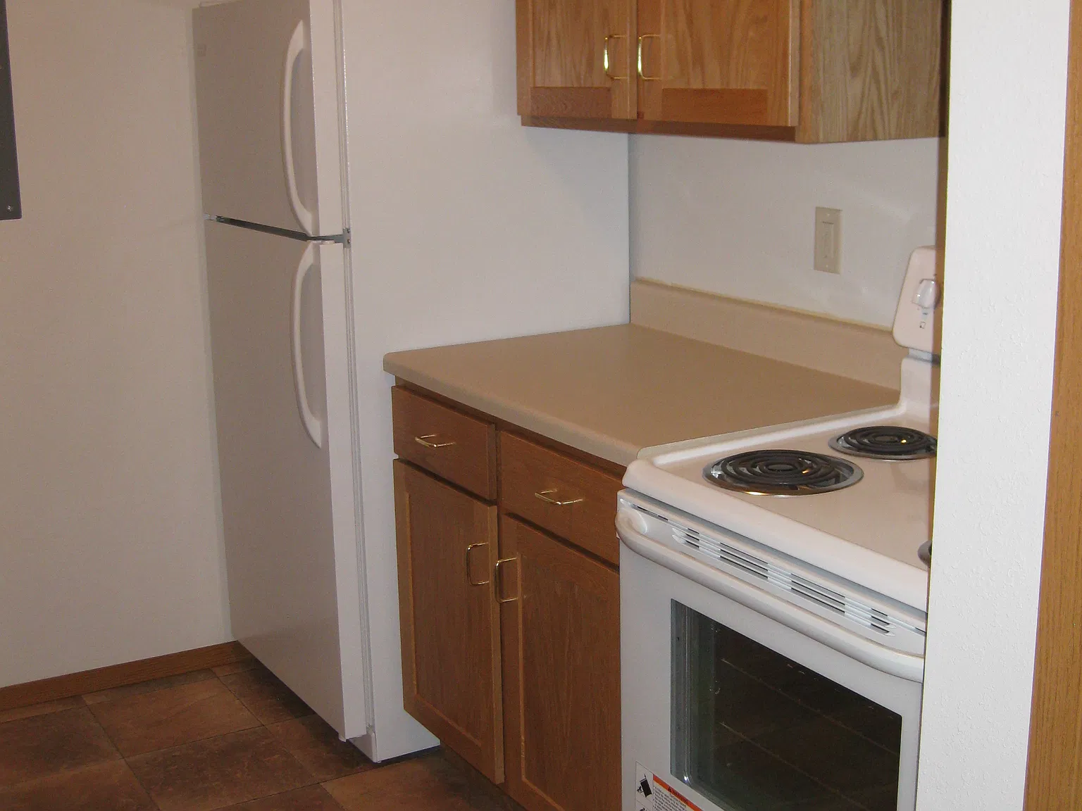 2 bed, 960 sqft, $775 — Photo 3