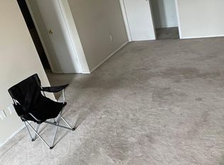 117 Keystone Ct #C, Woodbridge, NJ 07095