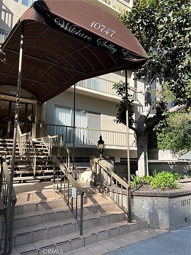 10747 Wilshire Blvd Photo 1