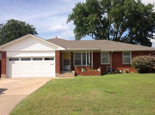 133 W Glenhaven Dr, Midwest City, OK 73110