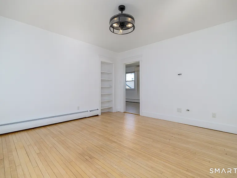 231 Flax Hill Rd #1 — Photo 15
