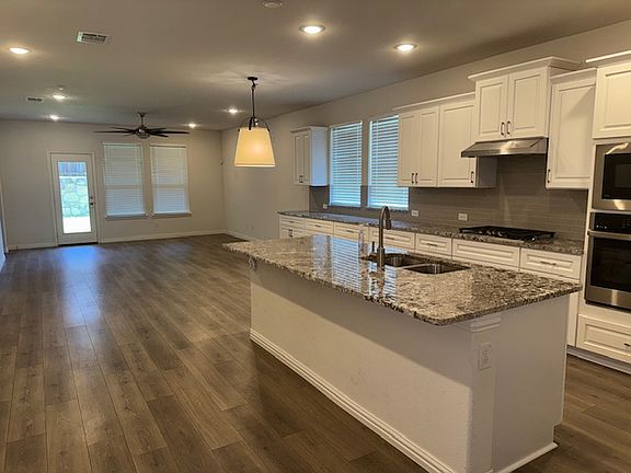 4th image of 5534 Capilano Ct