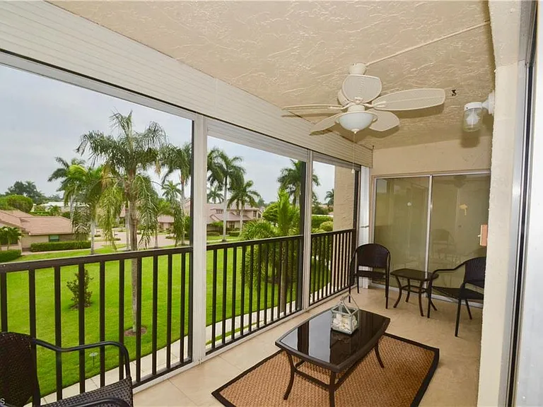 555 Park Shore Dr #B-309 — Photo 20