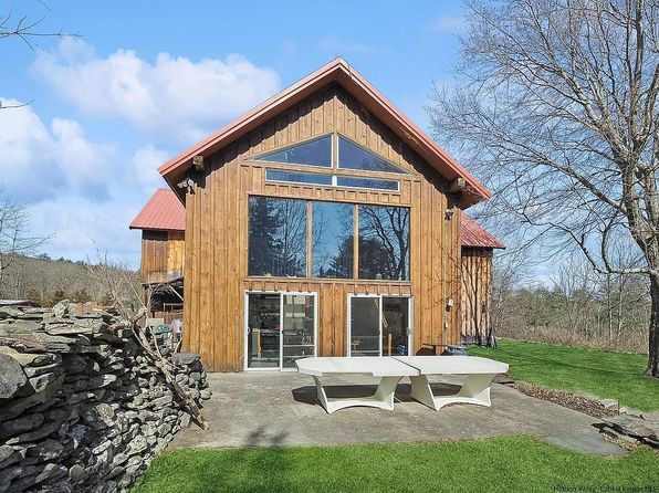 31 Fawn Ln