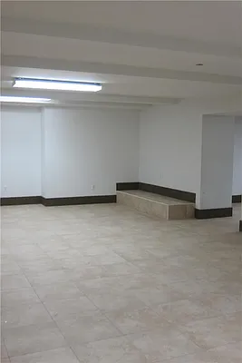 Rented by Kian Realty | media 22