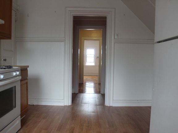 5th image of 724 Ditmas Ave #2