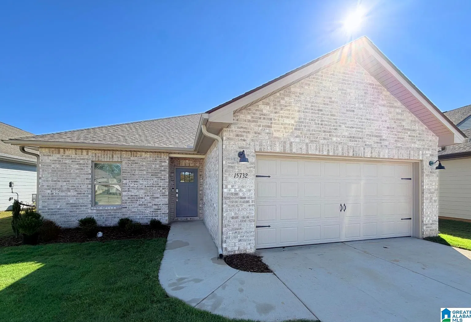 3 bed, 2.0 bath, 1703 sqft, $1,795 — Photo 2