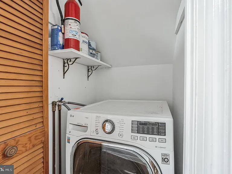 4373 Cresson St #1 — Photo 13