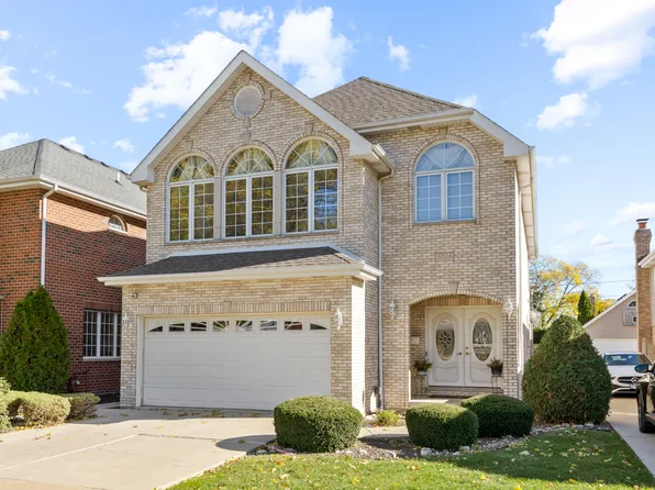 5705 S Natoma Ave, Chicago, IL 60638