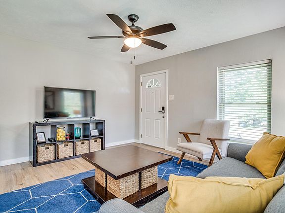 4th image of 408 N Oak Cliff Blvd
