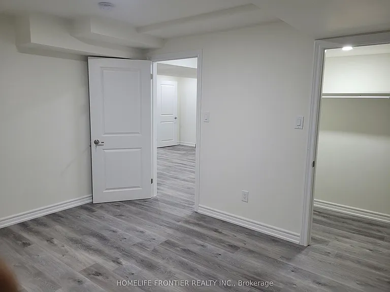 73 Bannister Rd E — Photo 2