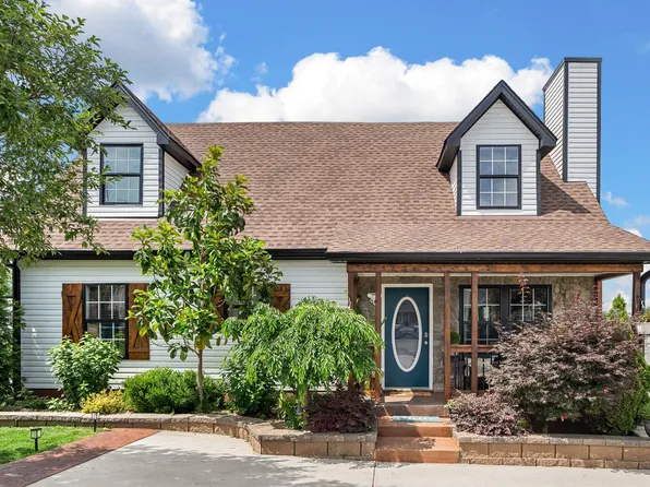 304 Hank Aaron Cv, La Vergne, TN 37086