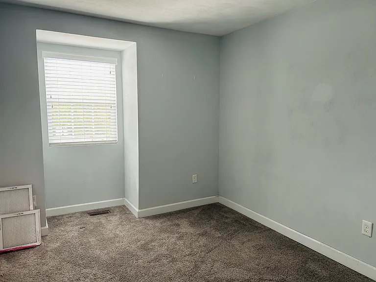 1823 Volvo Pkwy — Photo 17