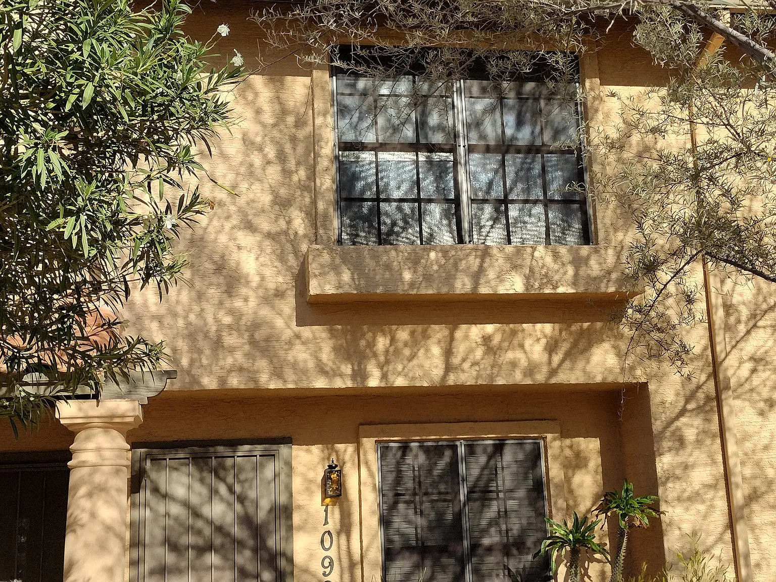 2 bed, 1088 sqft, $1,895 — Photo 1