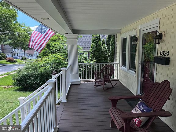 2nd image of 1824 Roberta Ave