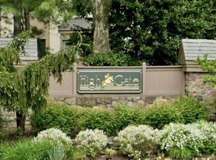 74 High Gate Ln, Blue Bell, PA 19422