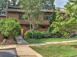 209 Crowfields Dr, Asheville, NC 28803