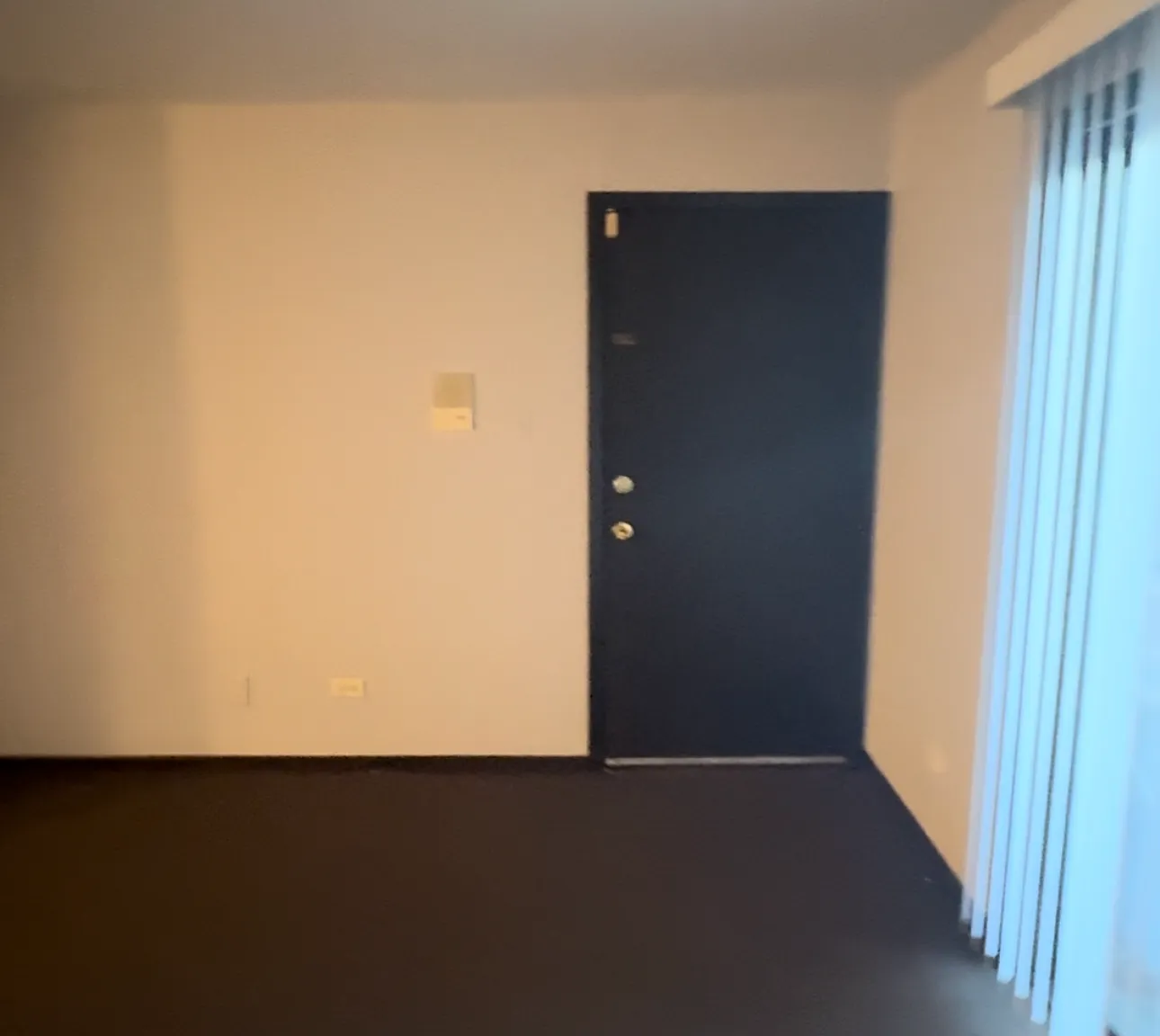 1 bed, 900 sqft, $1,150 — Photo 2