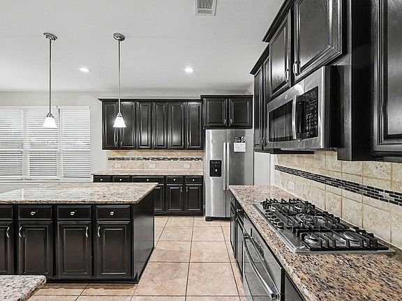 5th image of 6006 Logstone Dr